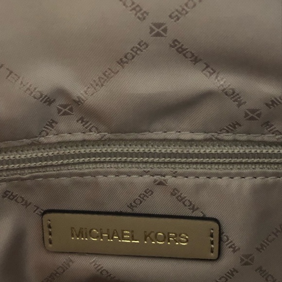 Michael Kors Carine Two Tone Pink Tan Women's Bag Leather Satchel Whip Stitch - Picture 14 of 17